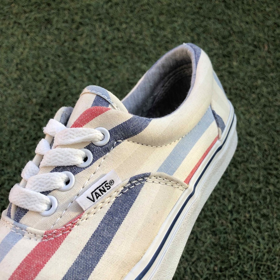 VANS(ヴァンズ)の美品23.5 VANS ERA ヴァンズ エラ  HW746 レディースの靴/シューズ(スニーカー)の商品写真