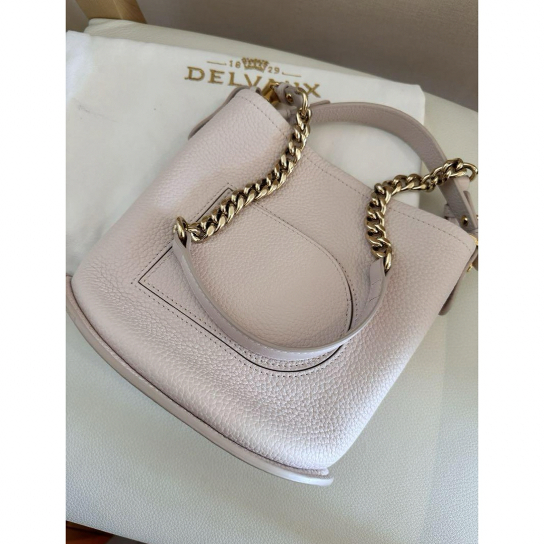 DELVAUX(デルヴォー)のデルヴォー　delvaux Pin Mini Bucket silk pink レディースのバッグ(ショルダーバッグ)の商品写真