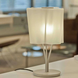 Artemide LOGICO MINI    MICROより一回り大きいです(テーブルスタンド)