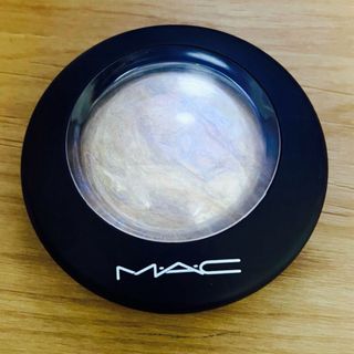 マック(MAC)の2016様専用　MAC ミネラライズ スキンフィニッシュ ライトスカペード(フェイスパウダー)