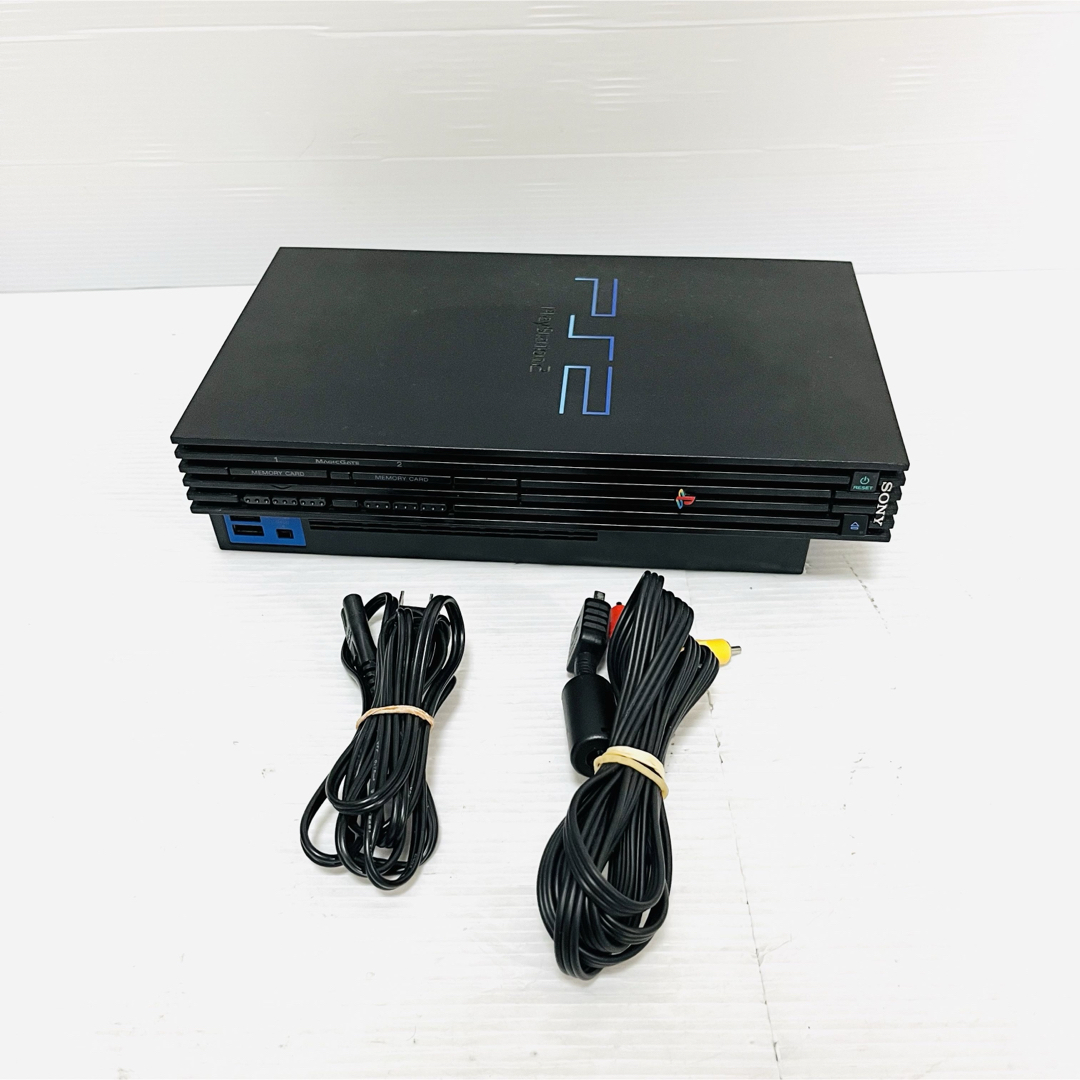 PlayStation2(プレイステーション2)のSONY PS2 SCPH-18000 エンタメ/ホビーのゲームソフト/ゲーム機本体(家庭用ゲーム機本体)の商品写真