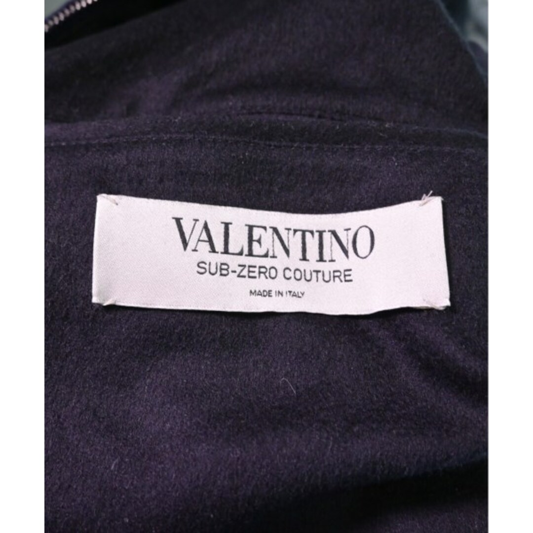 VALENTINO(ヴァレンティノ)のVALENTINO ダウンジャケット/ダウンベスト 48(L位) 紺 【古着】【中古】 メンズのジャケット/アウター(ダウンジャケット)の商品写真