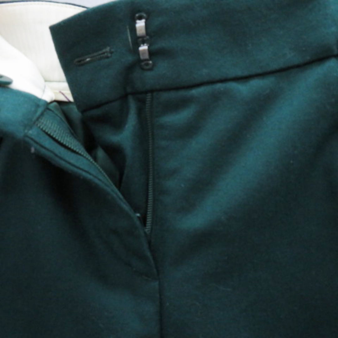 ICB(アイシービー)のiCB テーパードパンツ スラックスパンツ アンクル丈 無地 ウール 9 緑 レディースのパンツ(その他)の商品写真