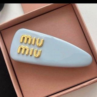 ミュウミュウ ヘアピンの通販 46点 | miumiuのレディースを買うならラクマ