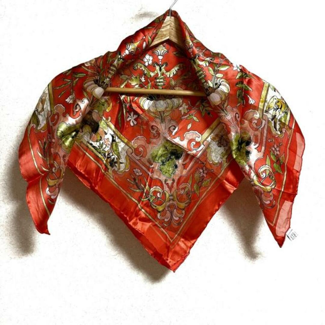 valentino garavani(ヴァレンティノガラヴァーニ)のバレンチノガラバーニ スカーフ美品  - レディースのファッション小物(バンダナ/スカーフ)の商品写真
