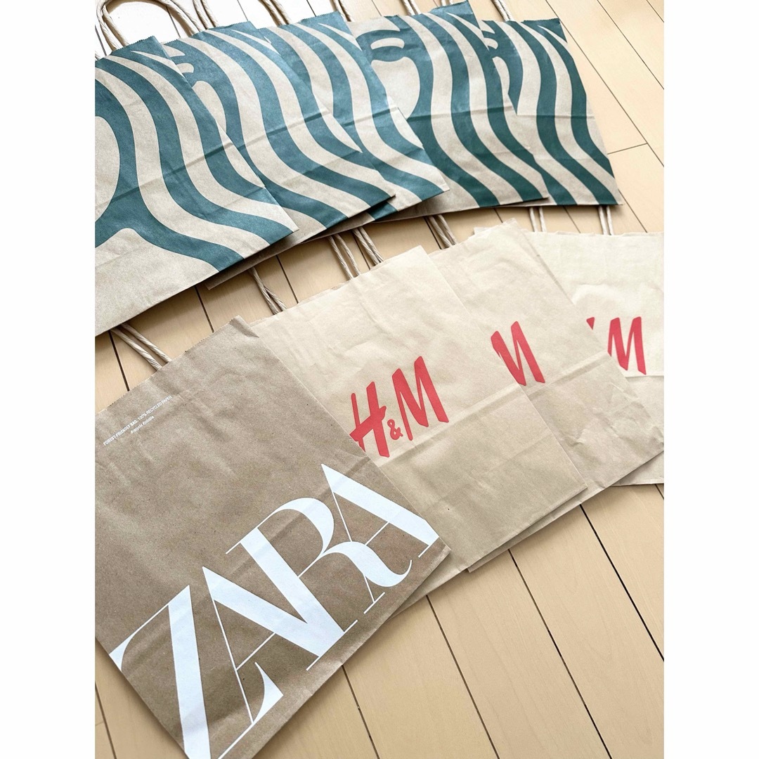 H&M(エイチアンドエム)の🌟９枚セット🌟スターバックス　H&M ZARA 紙袋　ショッパー　まとめ売り！ レディースのバッグ(ショップ袋)の商品写真