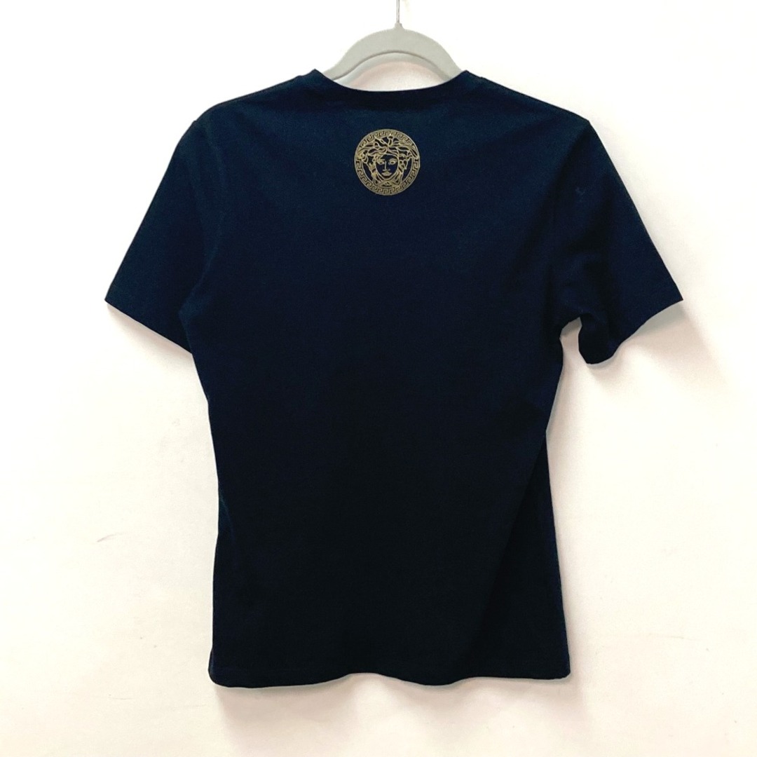 VERSACE(ヴェルサーチ)のヴェルサーチ VERSACE ロゴ アパレル トップス 半袖Ｔシャツ コットン ブラック 美品 レディースのトップス(Tシャツ(半袖/袖なし))の商品写真