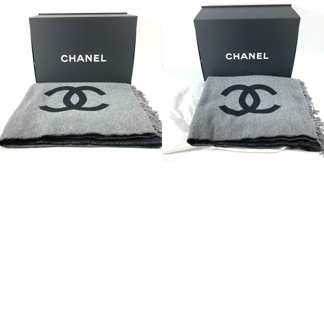 CHANEL(シャネル)のシャネル CHANEL CC ココマーク G19 バイカラー インテリア フリンジ ひざかけ 毛布 ブランケット ウール/カシミヤ ブラック 未使用 インテリア/住まい/日用品のインテリア/住まい/日用品 その他(その他)の商品写真