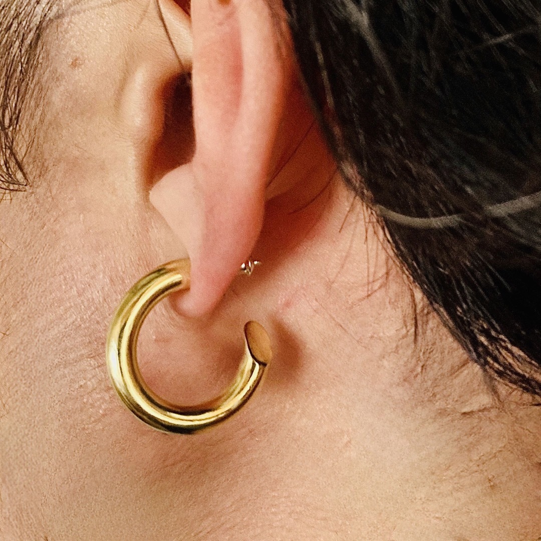 4mm×23mm 】両耳用 ゴールド フープピアス キャリアリング 701 4mm×23mm 】両耳用 ゴールド フープピアス キャリアリング 701