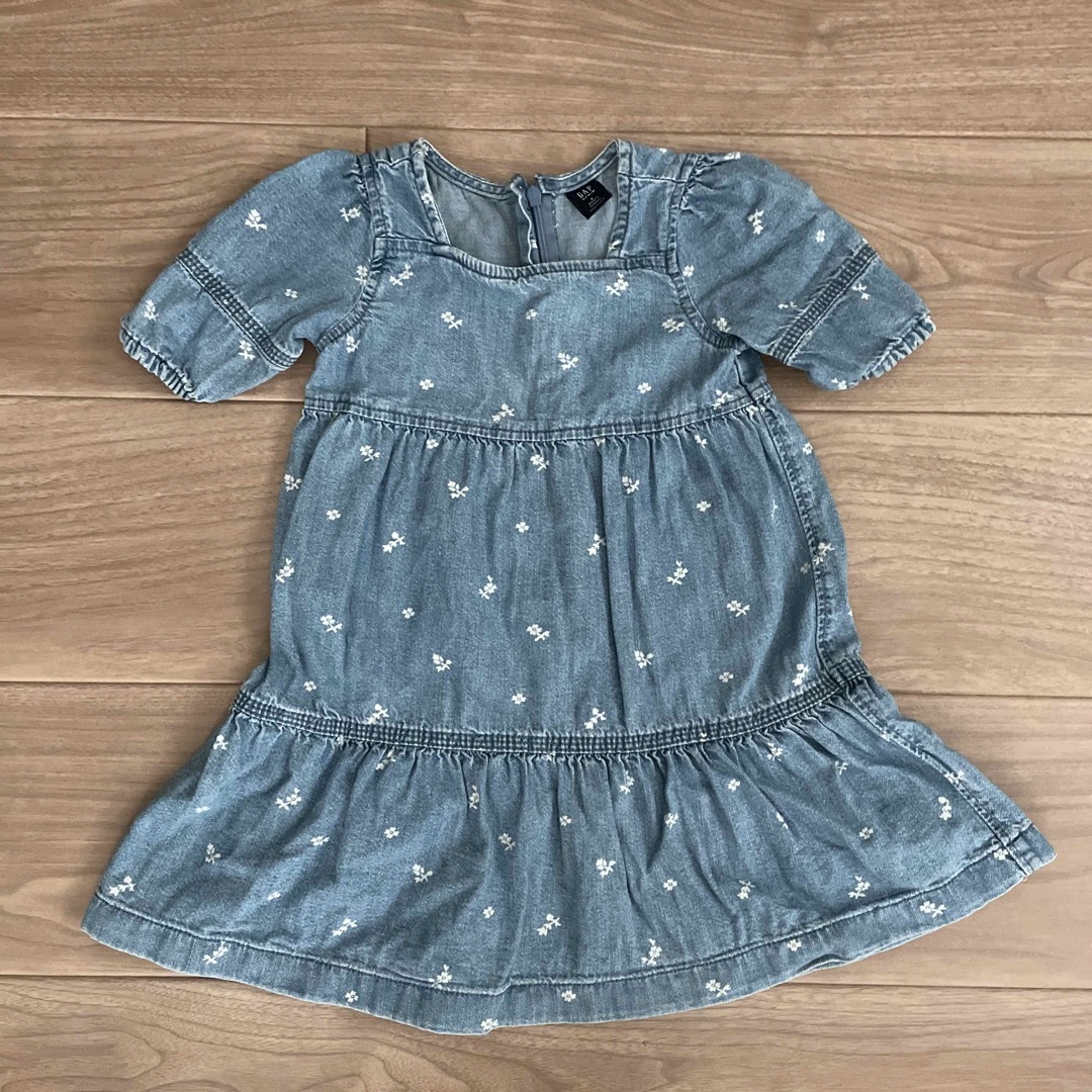 babyGAP(ベビーギャップ)のbaby GAP【4y】デニムワンピース キッズ/ベビー/マタニティのキッズ服女の子用(90cm~)(ワンピース)の商品写真