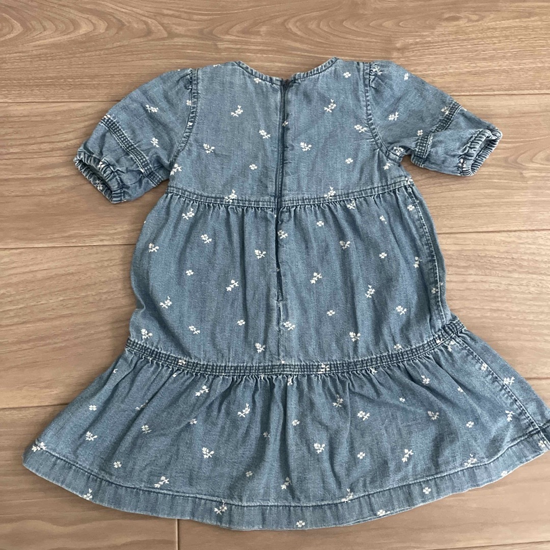 babyGAP(ベビーギャップ)のbaby GAP【4y】デニムワンピース キッズ/ベビー/マタニティのキッズ服女の子用(90cm~)(ワンピース)の商品写真