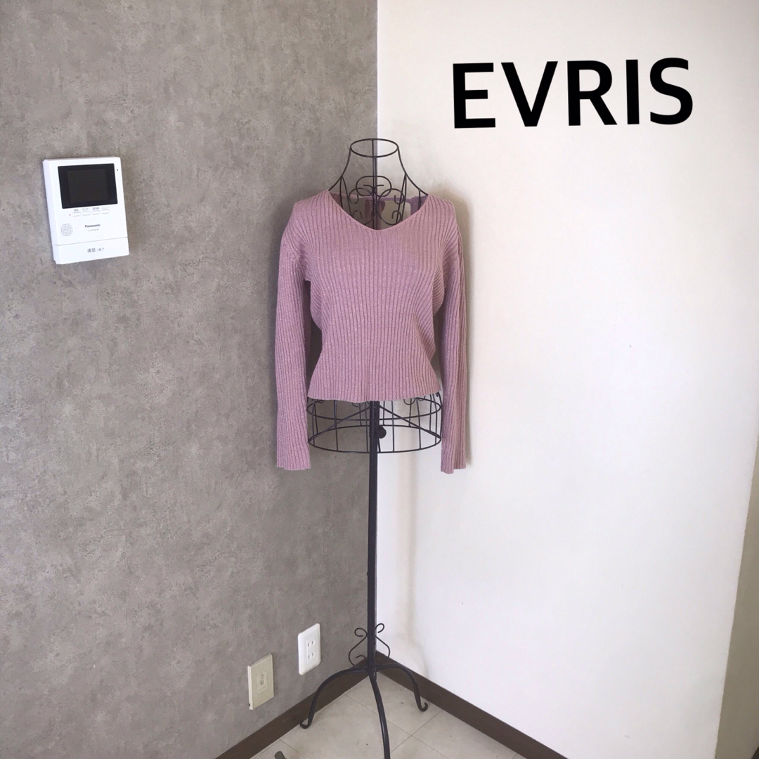 EVRIS(エヴリス)のエヴリス♡ラメ入りニット レディースのトップス(ニット/セーター)の商品写真