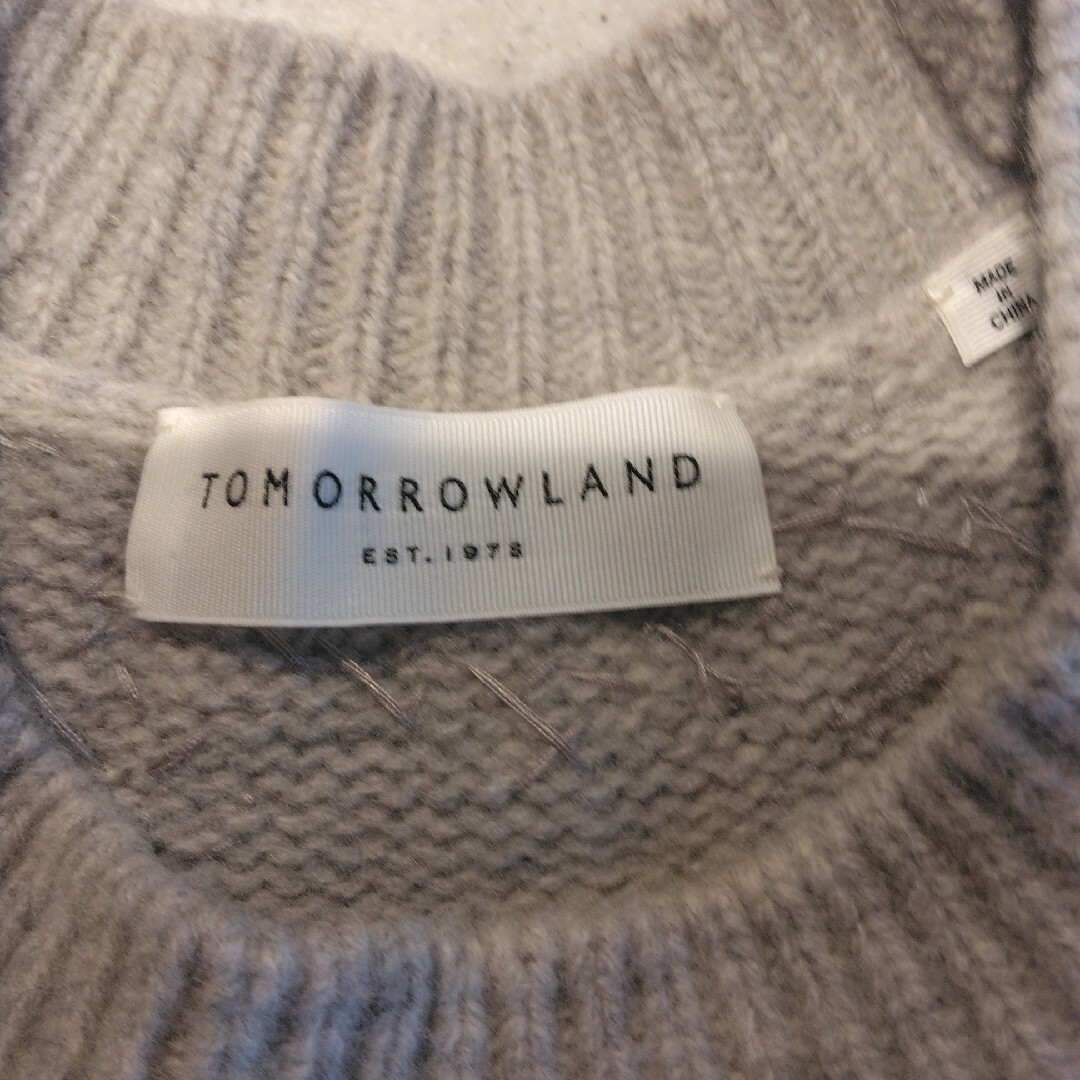 TOMORROWLAND(トゥモローランド)の専用　新品　トゥモローランド　ニット　セーター　S～M レディースのトップス(ニット/セーター)の商品写真