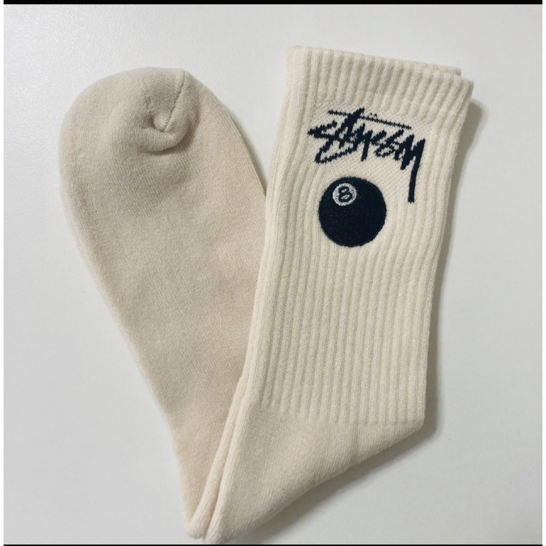 STUSSY(ステューシー)の8ボール★Stussy ステューシー ベージュ 男性用 靴下　メンズ ソックス メンズのレッグウェア(ソックス)の商品写真