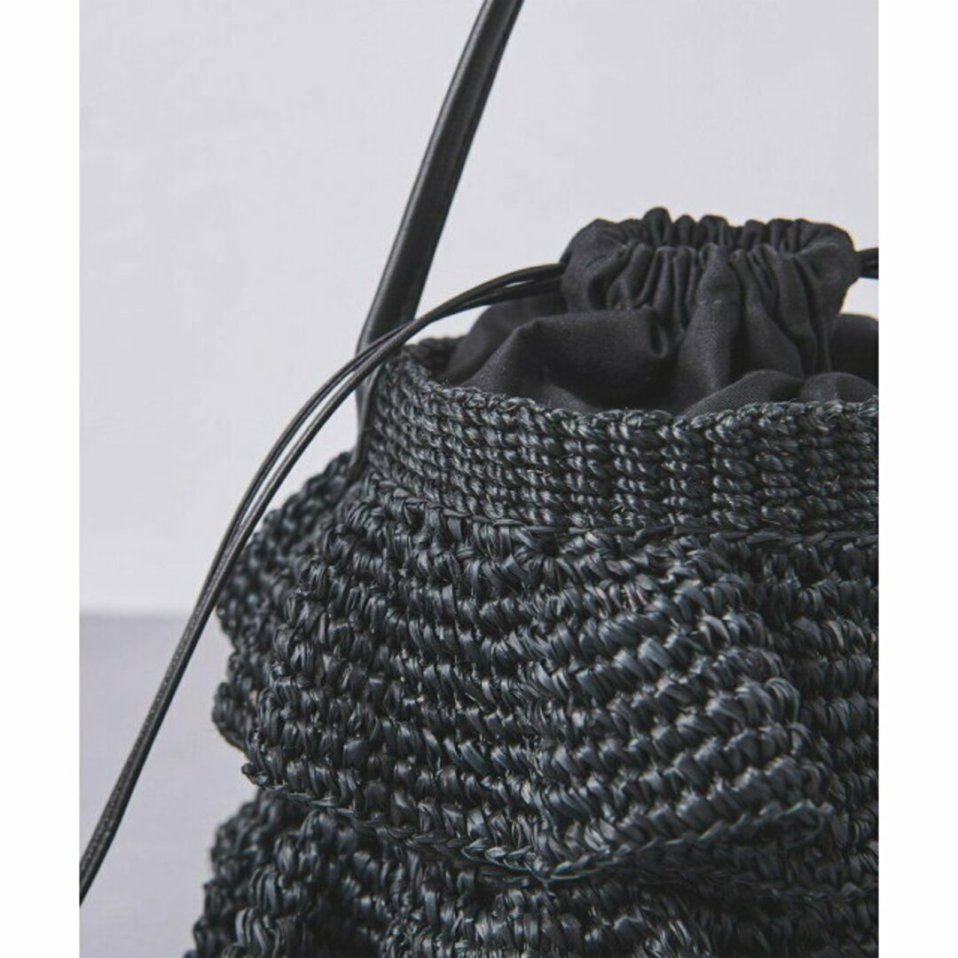 UNITED ARROWS(ユナイテッドアローズ)の【BLACK】COMBI ABACA フリル バスケットバッグ レディースのバッグ(かごバッグ/ストローバッグ)の商品写真