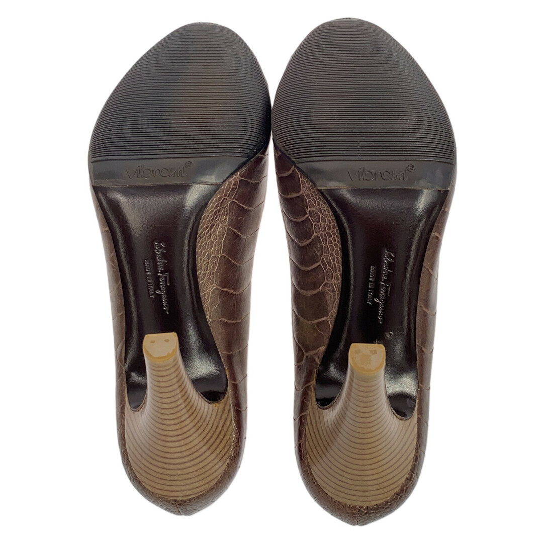 Salvatore Ferragamo(サルヴァトーレフェラガモ)のサルヴァトーレフェラガモ オープントゥ・パンプス パンプス レディースの靴/シューズ(ハイヒール/パンプス)の商品写真