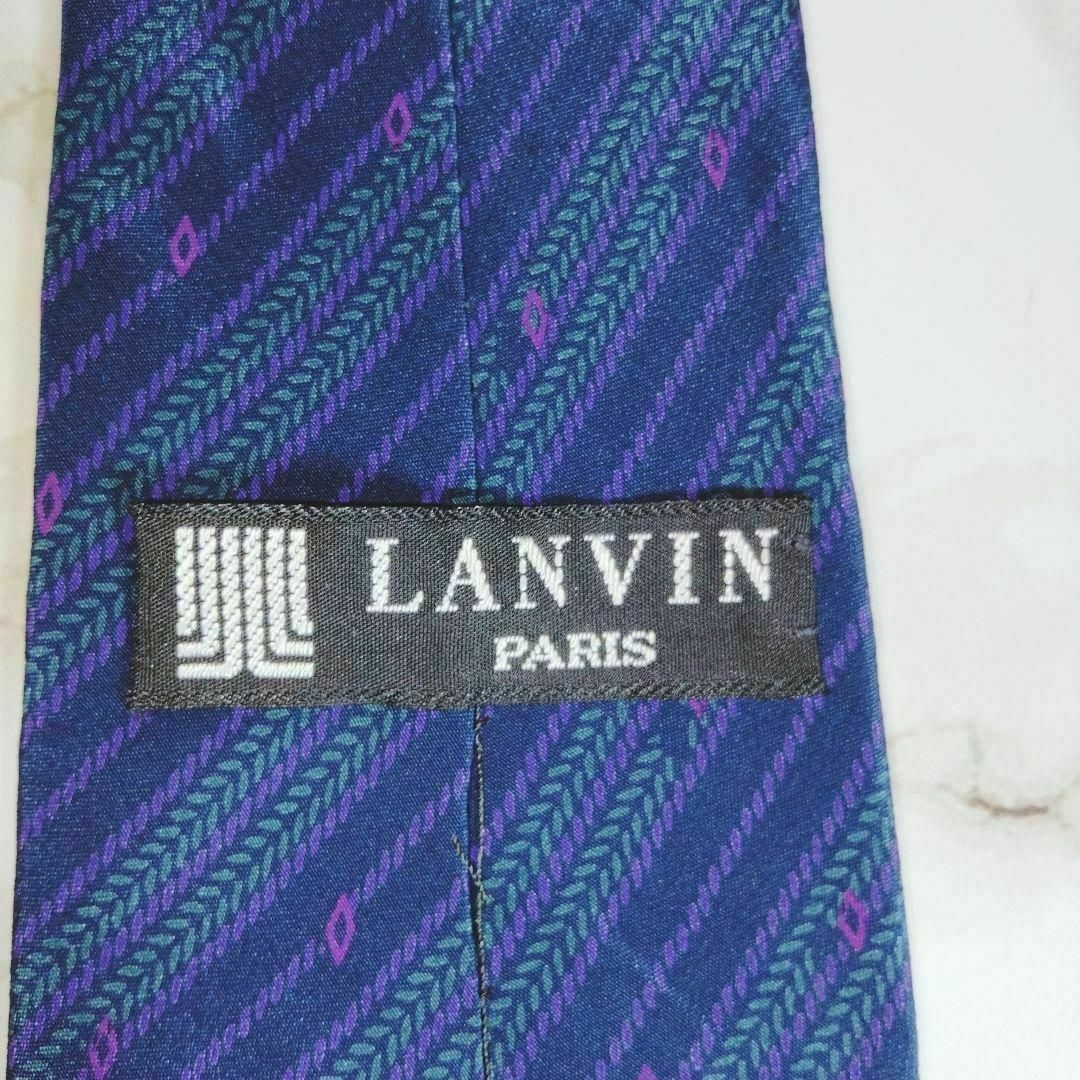 LANVIN(ランバン)のLANVIN ⭐️ ランバン　シルク　ネクタイ　ストライプ　高級　紫　紺 メンズのファッション小物(ネクタイ)の商品写真