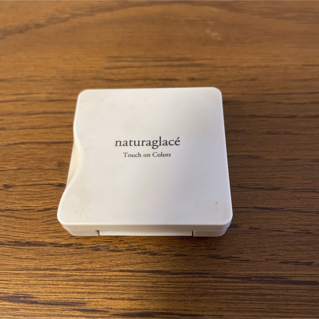 naturaglace(ナチュラグラッセ)のナチュラグラッセ　タッチオンカラーズ　 EX02Pキャメルブラウン コスメ/美容のベースメイク/化粧品(アイシャドウ)の商品写真