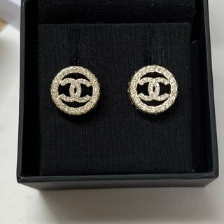 CHANEL - CHANEL シャネル ピアス ラインストーン ココマーク ピアス