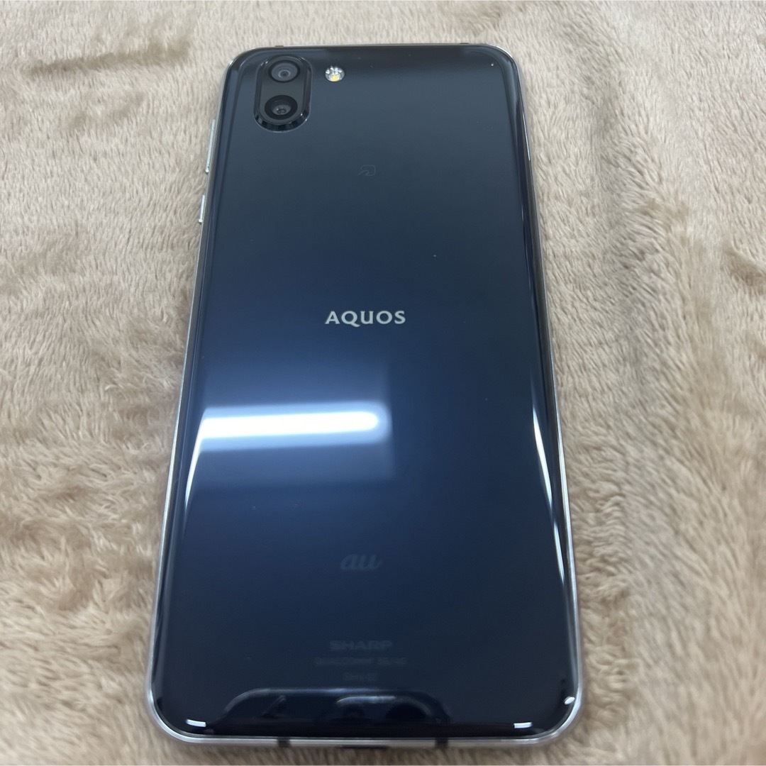 AQUOS(アクオス)のau SHV42 AQUOS R2 プレミアムブラック 本体SIMロック解除済み スマホ/家電/カメラのスマートフォン/携帯電話(スマートフォン本体)の商品写真