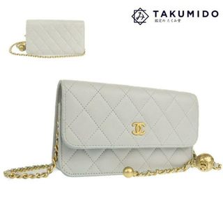 シャネル(CHANEL)のシャネル チェーンウォレット マトラッセ ココマーク 中古 ライトグレー ゴールド金具 ラムスキン CHANEL 【中古】 | 財布 ショルダーウォレット 肩掛け レザー カバン ココマーク レディース ファッション ハイブランド Aランク(財布)