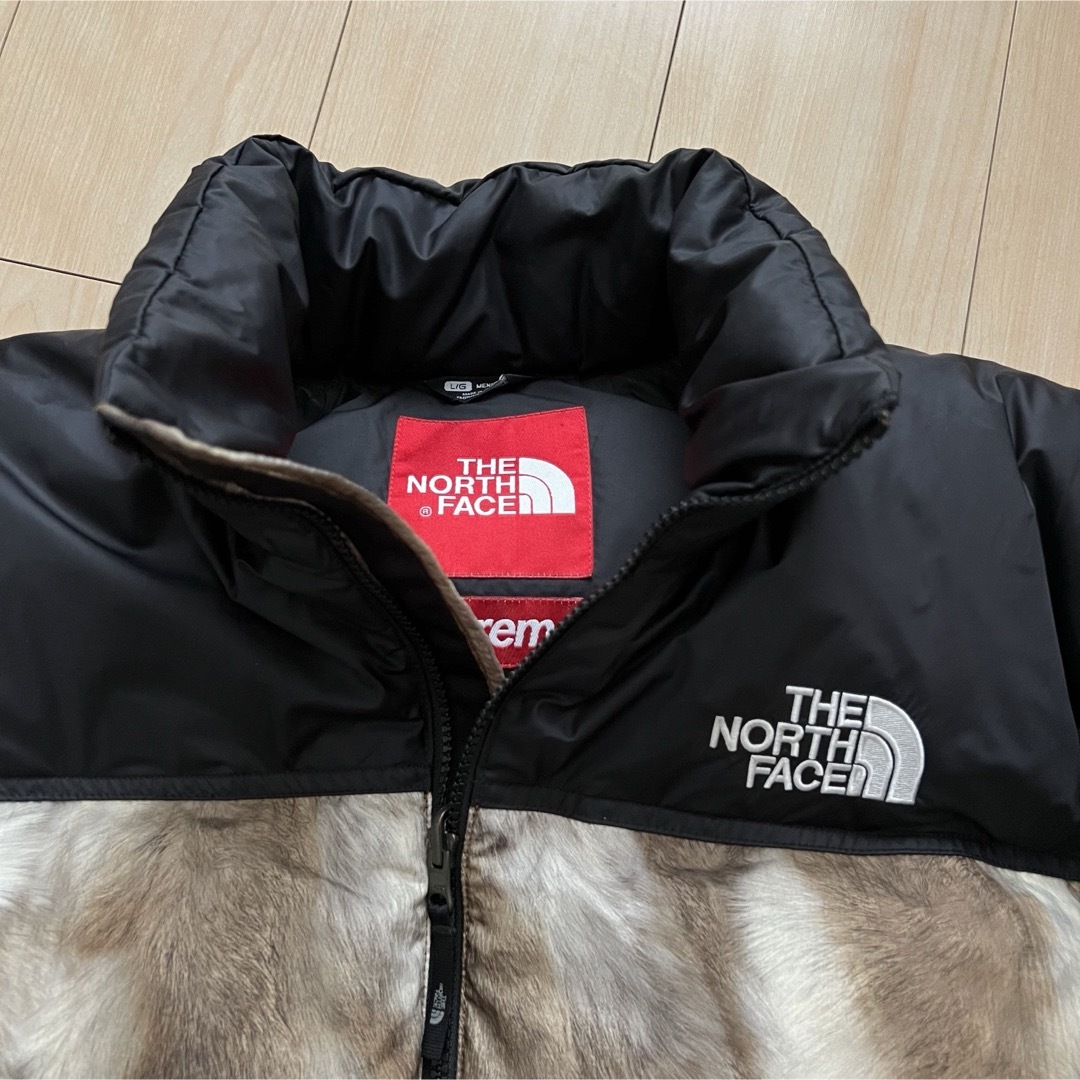 Supreme(シュプリーム)のSupreme Fur Print Nuptse Jacket L メンズのジャケット/アウター(ダウンジャケット)の商品写真