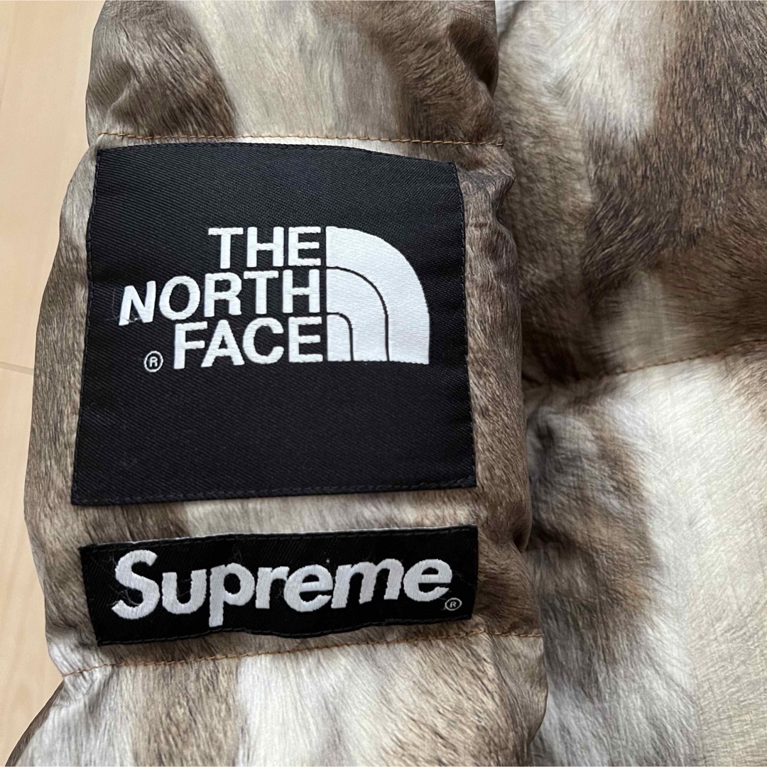 Supreme(シュプリーム)のSupreme Fur Print Nuptse Jacket L メンズのジャケット/アウター(ダウンジャケット)の商品写真