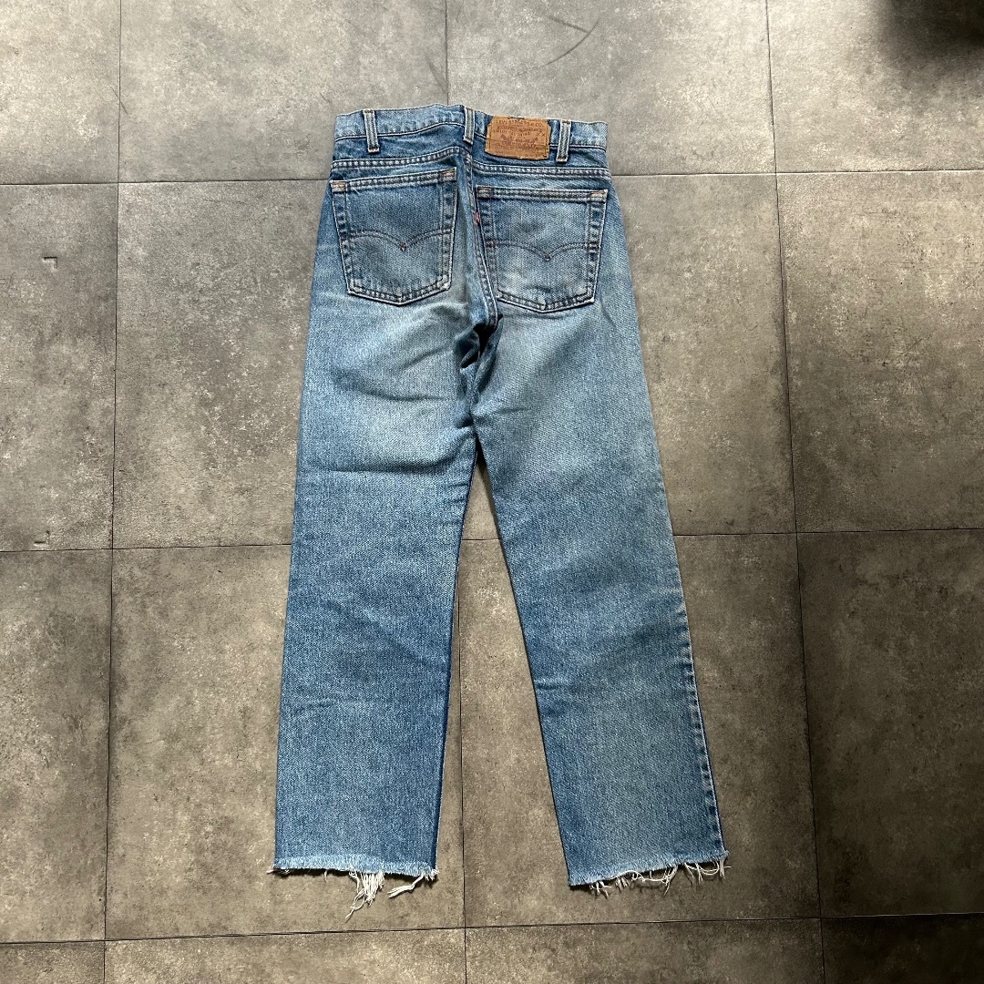 Levi's(リーバイス)の90s リーバイス505 USA製 28×34 ヒゲ/タテ落ち メンズのパンツ(デニム/ジーンズ)の商品写真