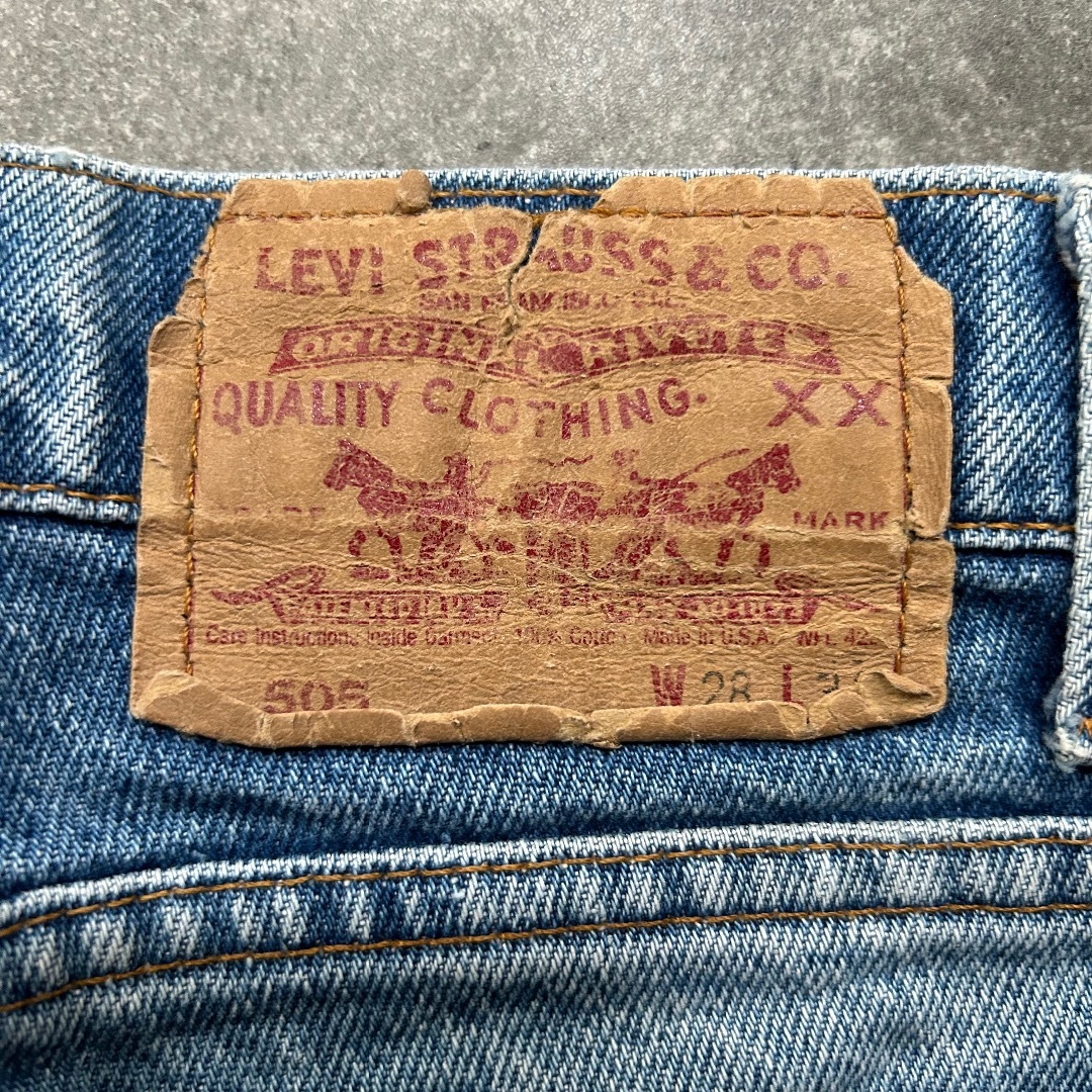 Levi's(リーバイス)の90s リーバイス505 USA製 28×34 ヒゲ/タテ落ち メンズのパンツ(デニム/ジーンズ)の商品写真