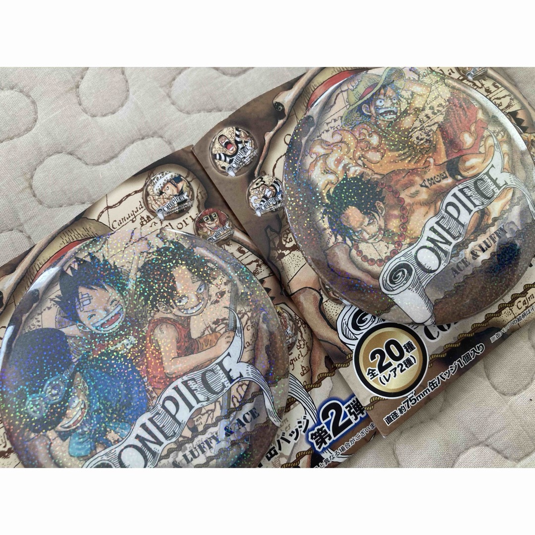 ONE PIECE(ワンピース)のワンピース　コレクション缶バッジ　レアセット エンタメ/ホビーのアニメグッズ(バッジ/ピンバッジ)の商品写真