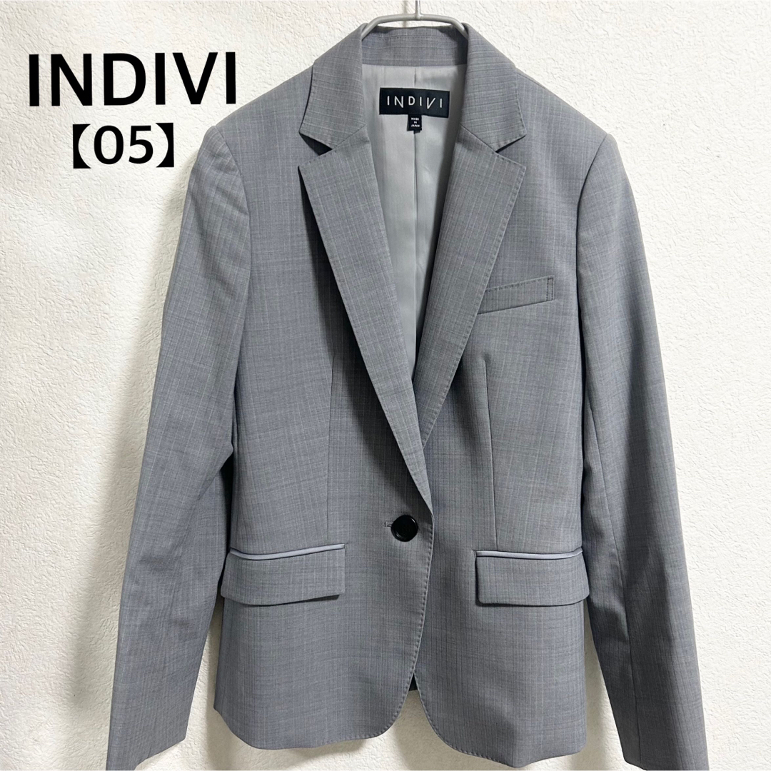 INDIVI(インディヴィ)の【美品】INDIVI ストライプ　テーラードジャケット　グレー　05 XS レディースのジャケット/アウター(テーラードジャケット)の商品写真