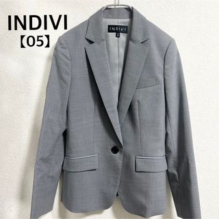 インディヴィ(INDIVI)の【美品】INDIVI ストライプ　テーラードジャケット　グレー　05 XS(テーラードジャケット)