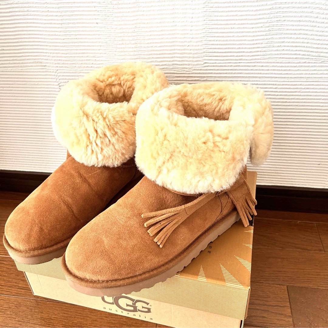 ☆新品未使用☆UGG アグ　ムートンブーツ W KASPAR 26cm