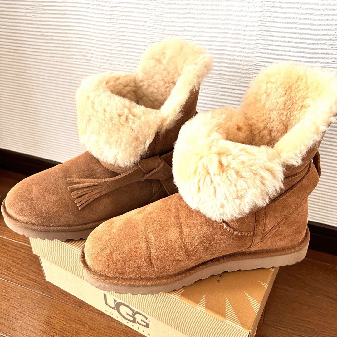 ☆新品未使用☆UGG アグ　ムートンブーツ W KASPAR 26cm