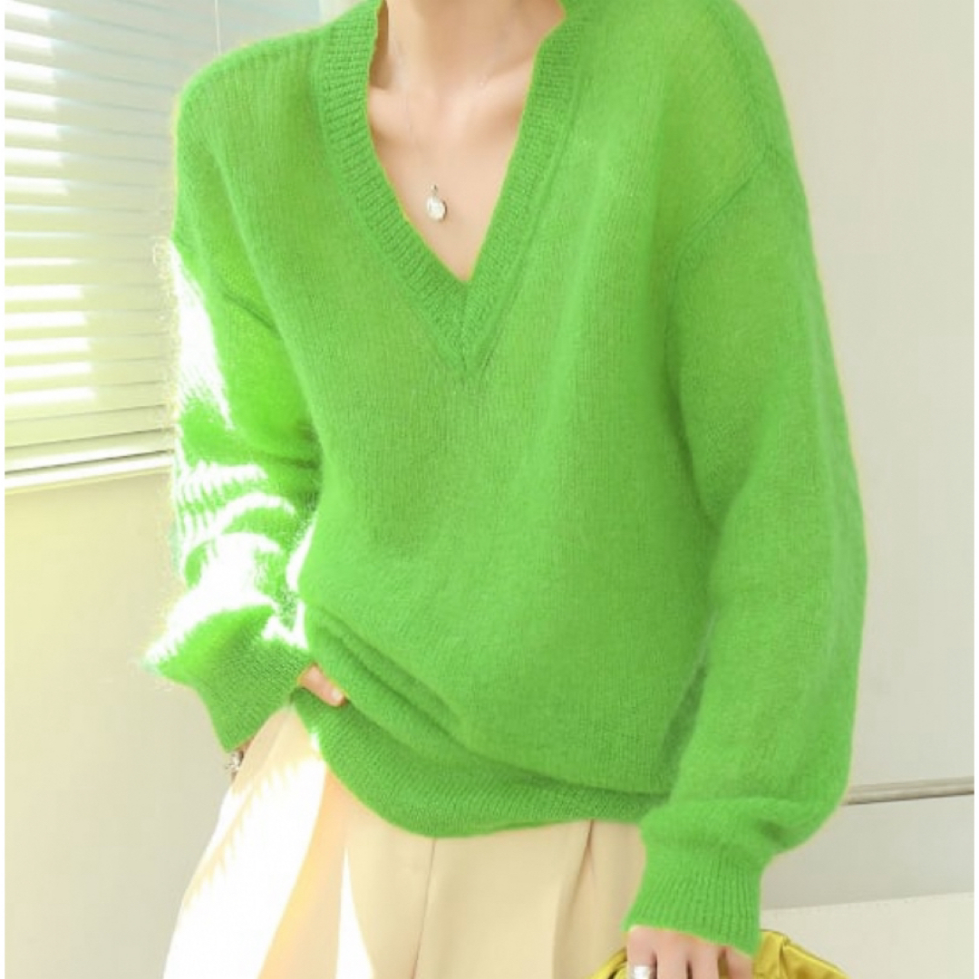 綺麗目ニット　Vネックモヘア風セーター　FREESIZE レディースのトップス(ニット/セーター)の商品写真