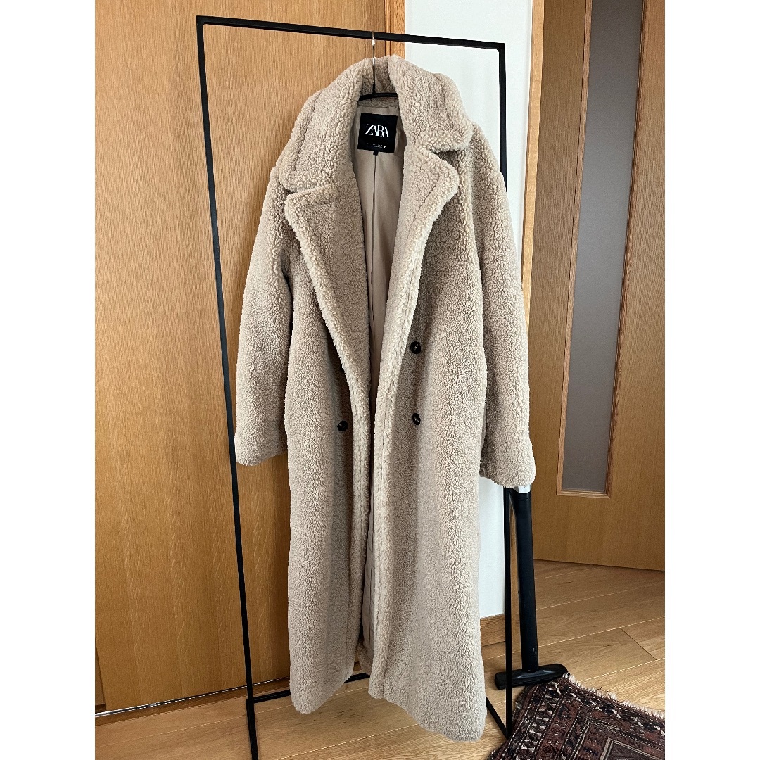 ZARA(ザラ)のZARA 23FW テディベアロングコート レディースのジャケット/アウター(ロングコート)の商品写真