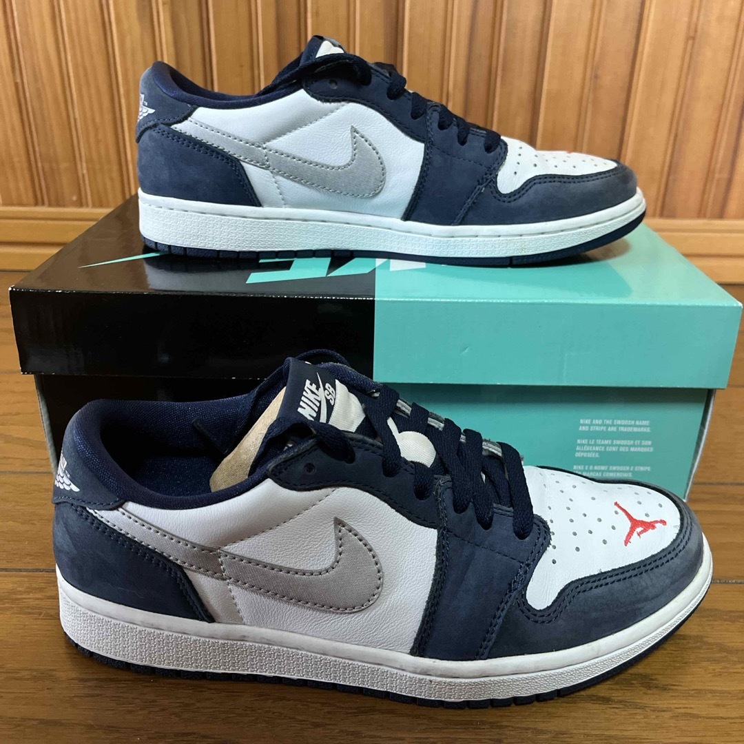 NIKE(ナイキ)のNIKE SB AIR JORDAN 1 LOW QS メンズの靴/シューズ(スニーカー)の商品写真