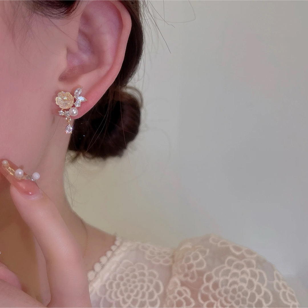 flower perl zirconia pierce 14k sv925 レディースのアクセサリー(ピアス)の商品写真