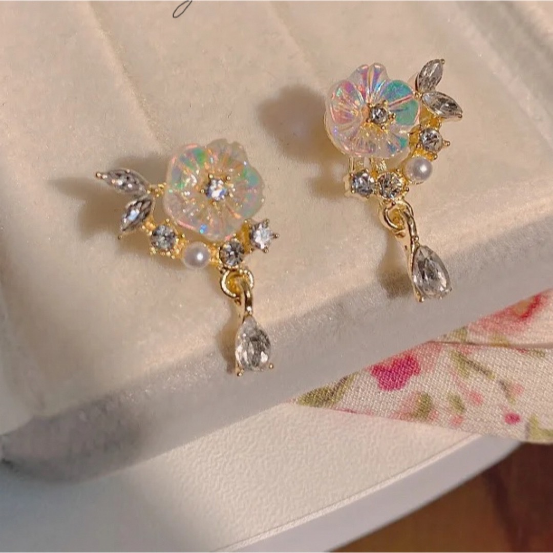 flower perl zirconia pierce 14k sv925 レディースのアクセサリー(ピアス)の商品写真