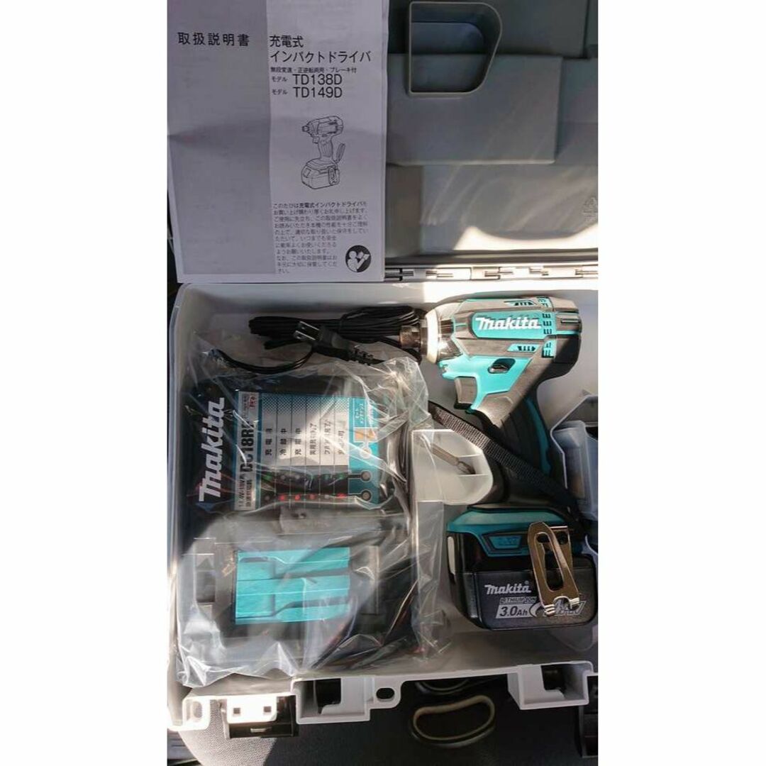 Makita(マキタ)の新品　マキタTD138DRFX 充電式インパクトドライバ 14.4V青フルセット スポーツ/アウトドアの自転車(工具/メンテナンス)の商品写真