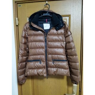 モンクレール(MONCLER)のMONCLER BEA ダウンジャケット(ダウンジャケット)