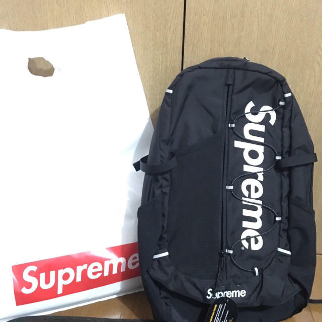 Supreme backpack 17ss