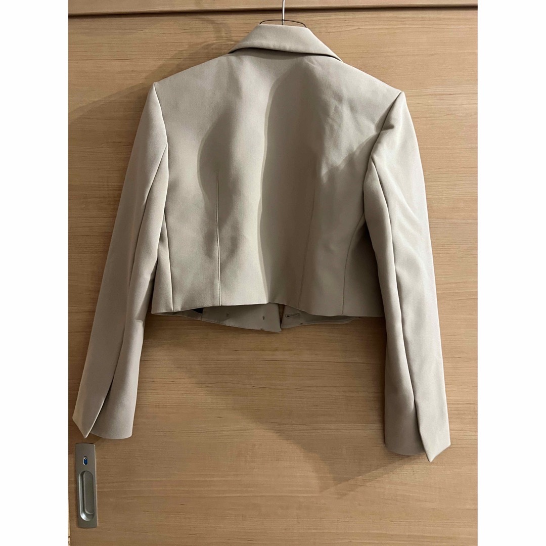 ZARA ショートジャケット レディースのジャケット/アウター(テーラードジャケット)の商品写真