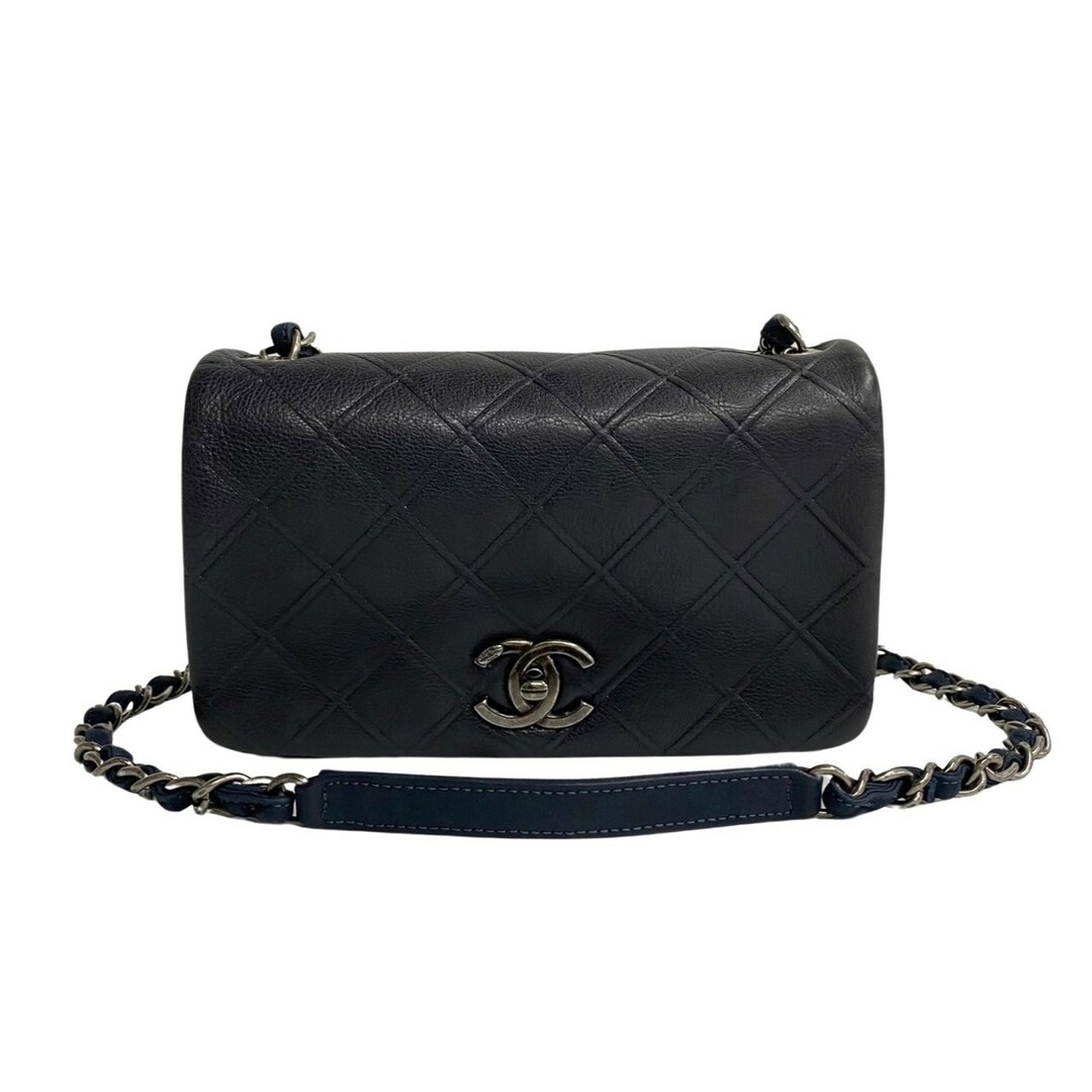 極 美品 袋付き カード シール有 18番台 CHANEL シャネル マトラッセ レザー 本革 ターンロック チェーン ショルダーバッグ ネイビー  53359 | フリマアプリ ラクマ