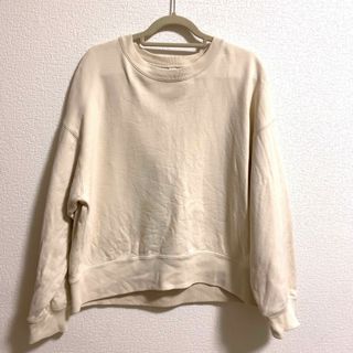 ユニクロ(UNIQLO)のユニクロ　スウェットクルーネックシャツ（長袖）レディース　M ベージュ(トレーナー/スウェット)