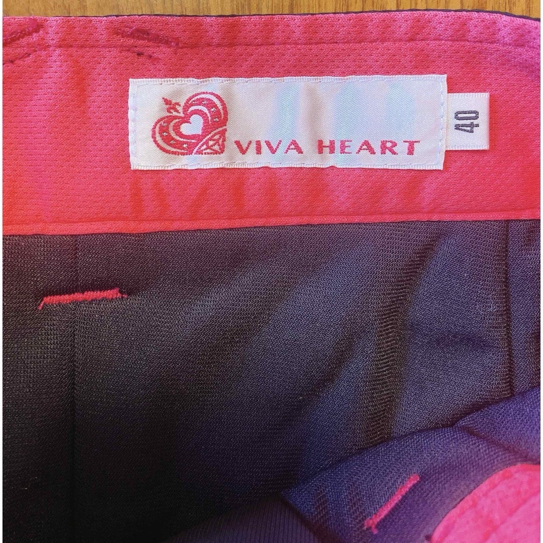 VIVA HEART(ビバハート)のビバハート ゴルフウェア レディース スカート 黒 中綿 サイズ40 秋冬 無地 スポーツ/アウトドアのゴルフ(ウエア)の商品写真