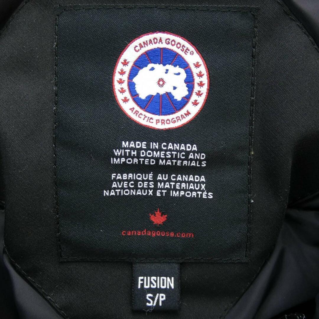 CANADA GOOSE(カナダグース)のカナダグース CANADA GOOSE ダウンジャケット メンズのジャケット/アウター(テーラードジャケット)の商品写真