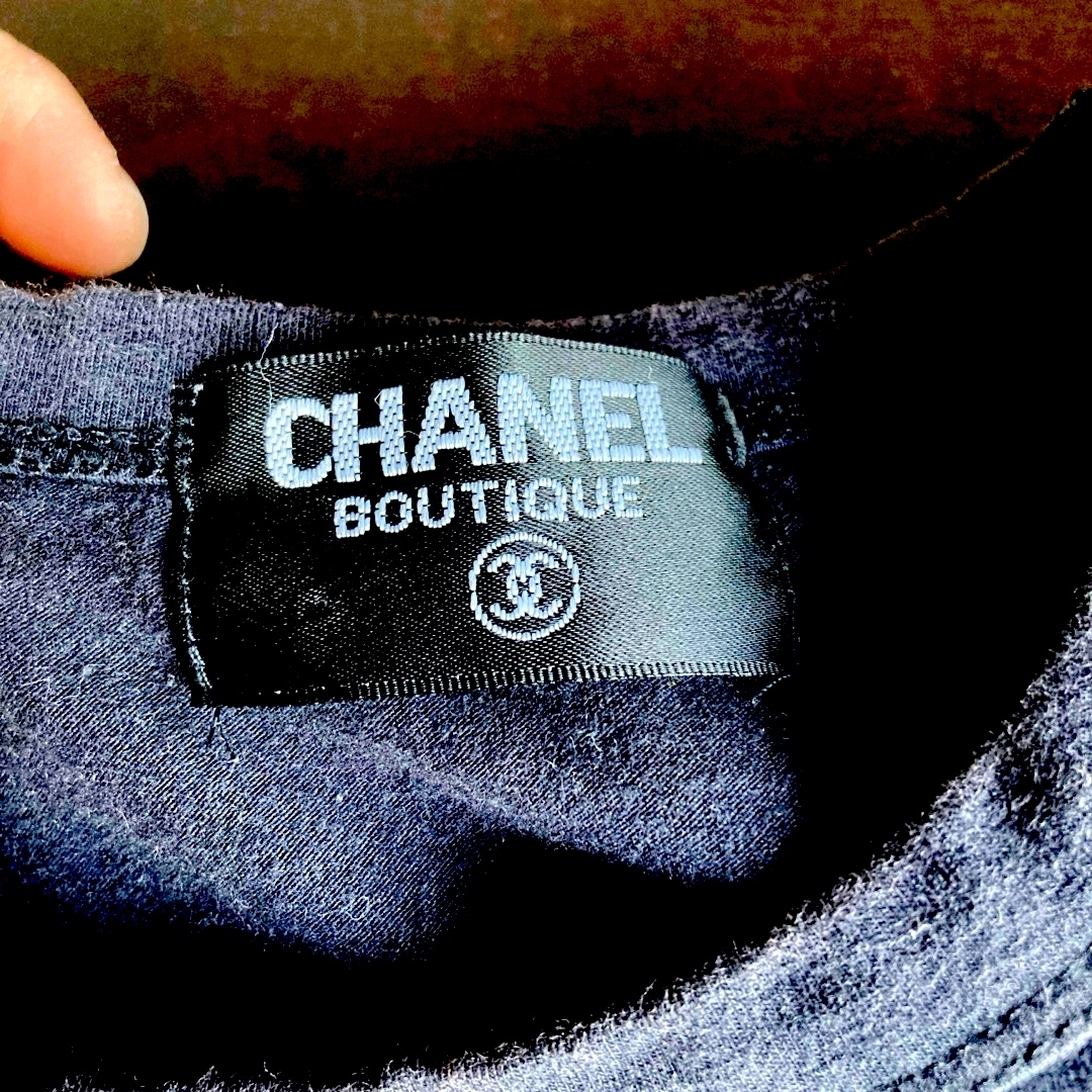 CHANEL(シャネル)のシャネル　チビT レディースのトップス(Tシャツ(半袖/袖なし))の商品写真