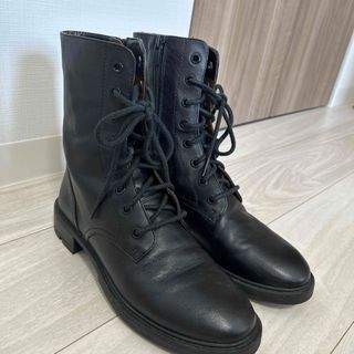 美品★ZARA レザーカウボーイ風ヒールアンクルブーツ 1009