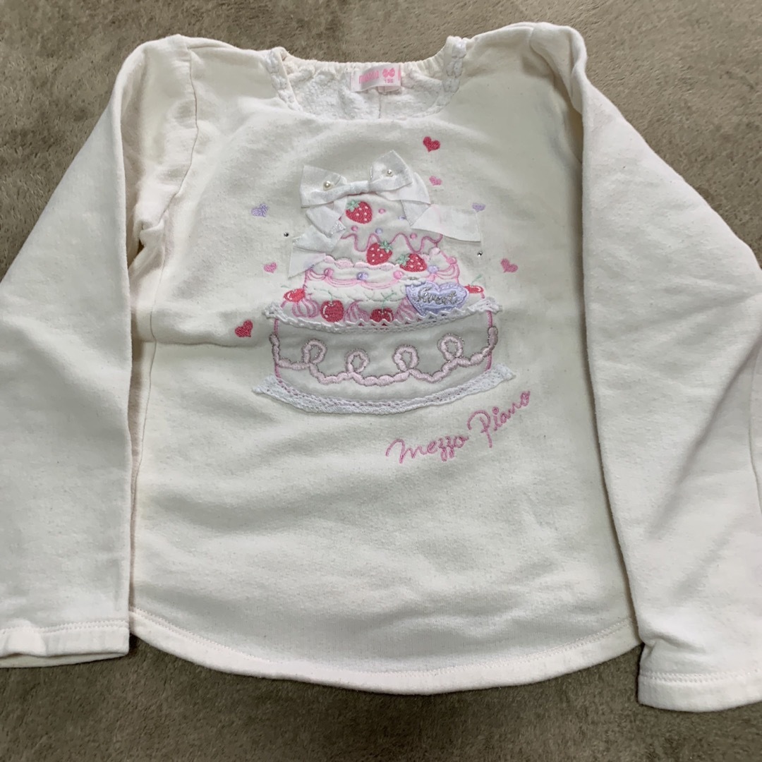 mezzo piano(メゾピアノ)のメゾピアノ　トレーナー　110 キッズ/ベビー/マタニティのキッズ服女の子用(90cm~)(Tシャツ/カットソー)の商品写真